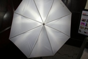 howareyoubb-cam-model-lighting-setup-left-light